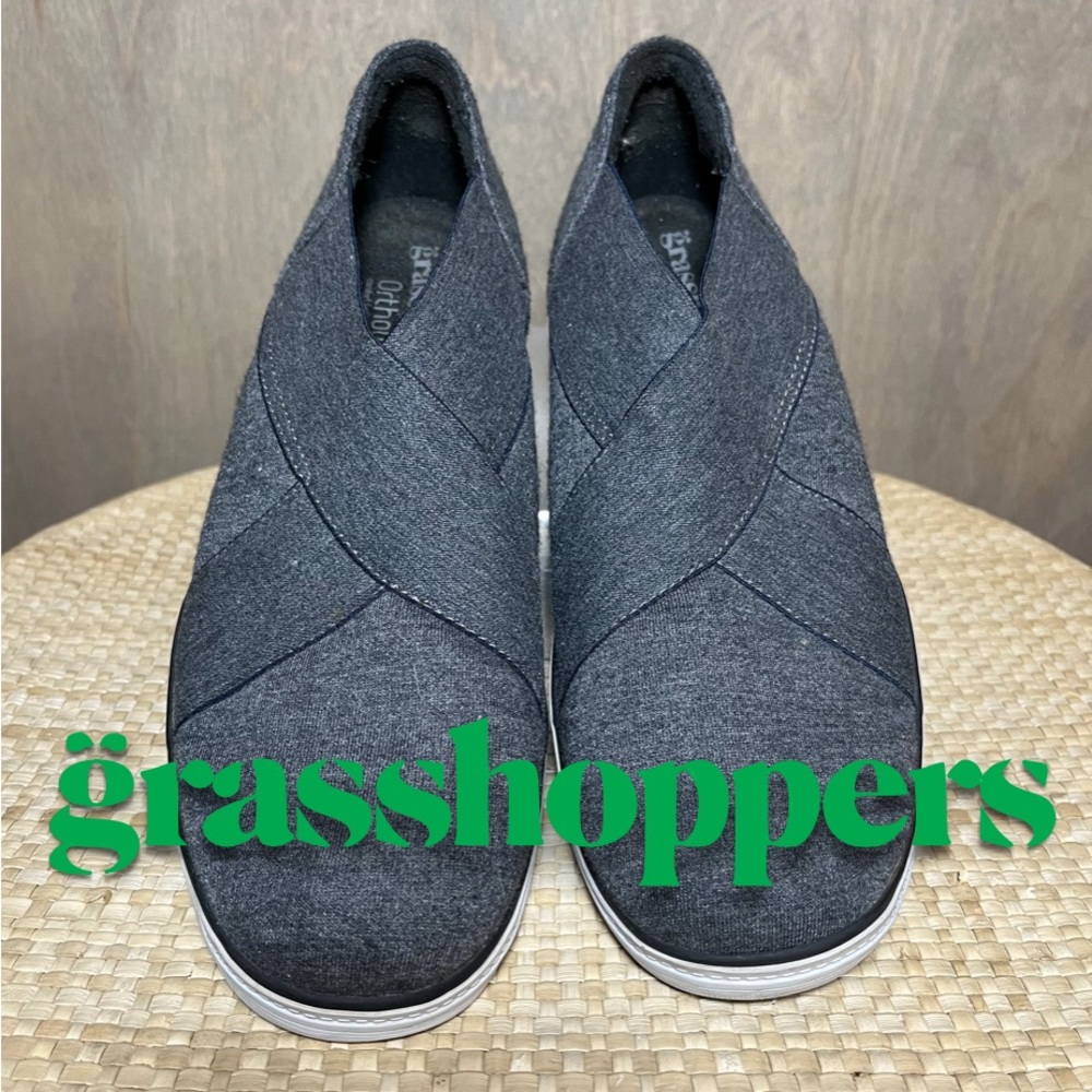 Grasshoppers Women's Haven Jersey Ballet Flat, Gray, 8 M US